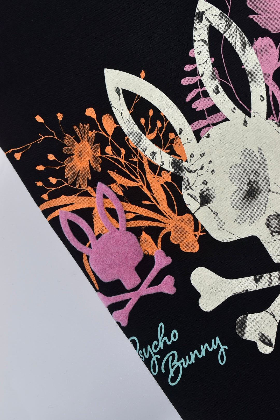CAMISETA PSYCHO BUNNY COLECCION ORIGINAL NEGRO ESTAMPADO FLORIADO NARANJA