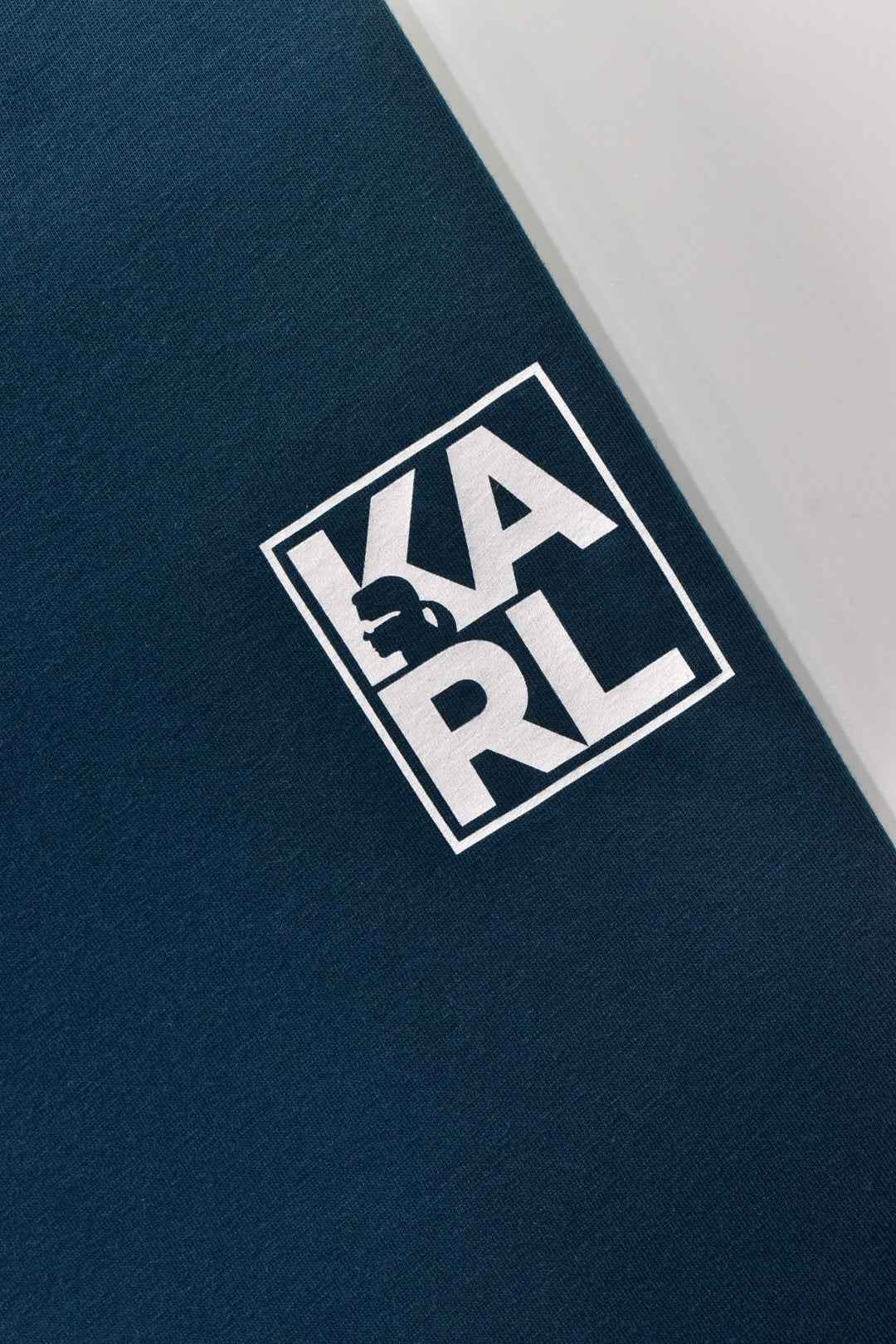 CAMISETA KARL LAGERFELD COLECCION ORIGINAL AZUL MARINO