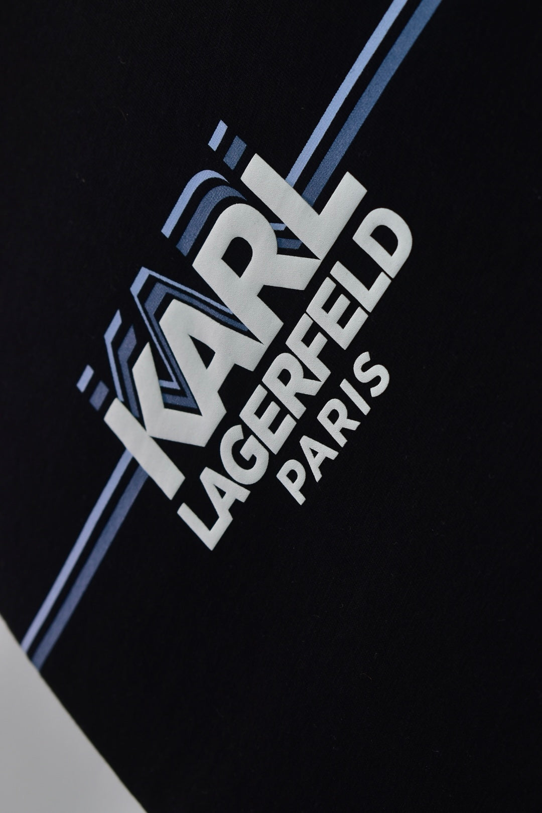 CAMISETA KARL LAGERFELD COLECCION ORIGINAL NEGRO C0128