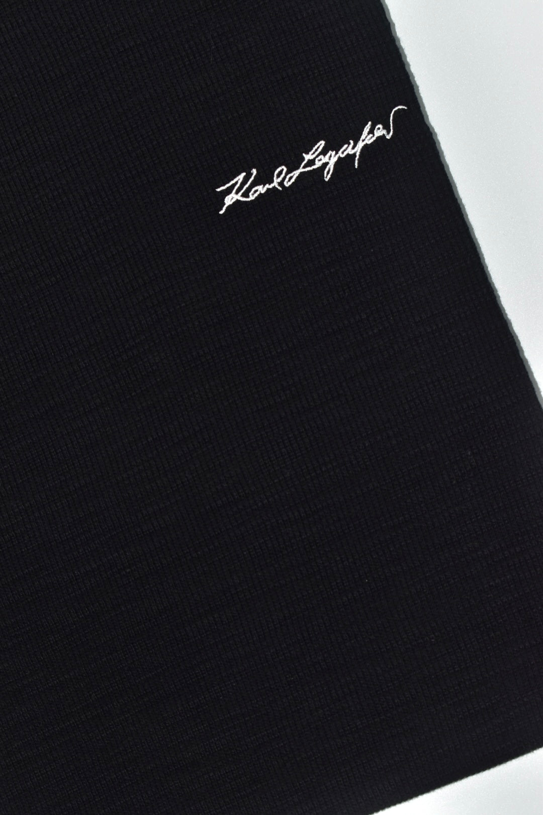 CAMISETA KARL LAGERFELD COLECCION ORIGINAL NEGRO C0143