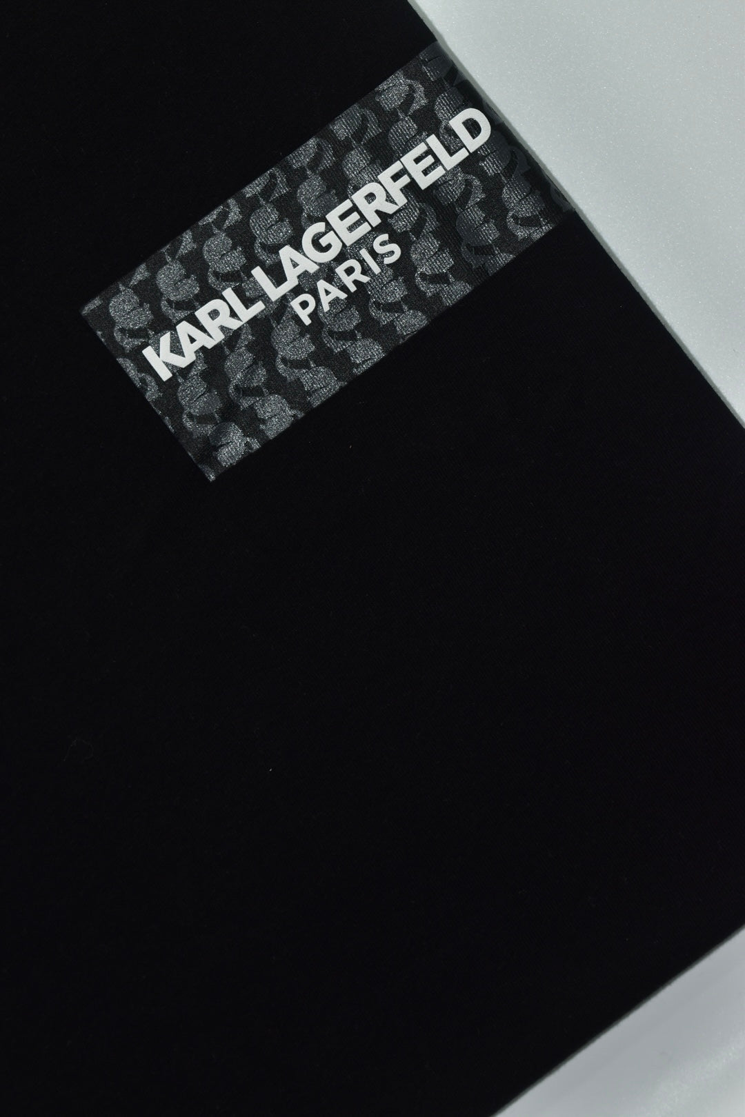CAMISETA KARL LAGERFELD COLECCION ORIGINAL NEGRO C0168